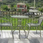 Ermis Apartament Kalamítsi
